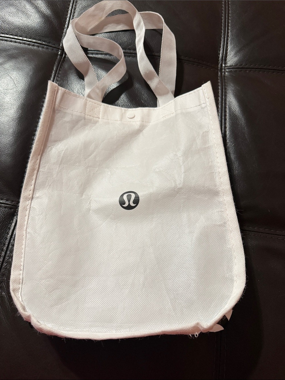 lululemon athletica white tote with logo